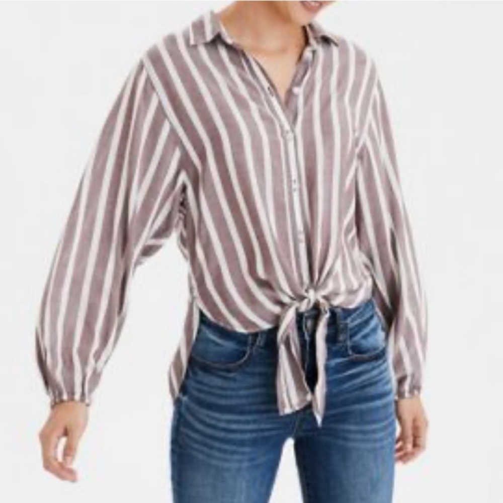 American Eagle Tie Front Blouse Sz L